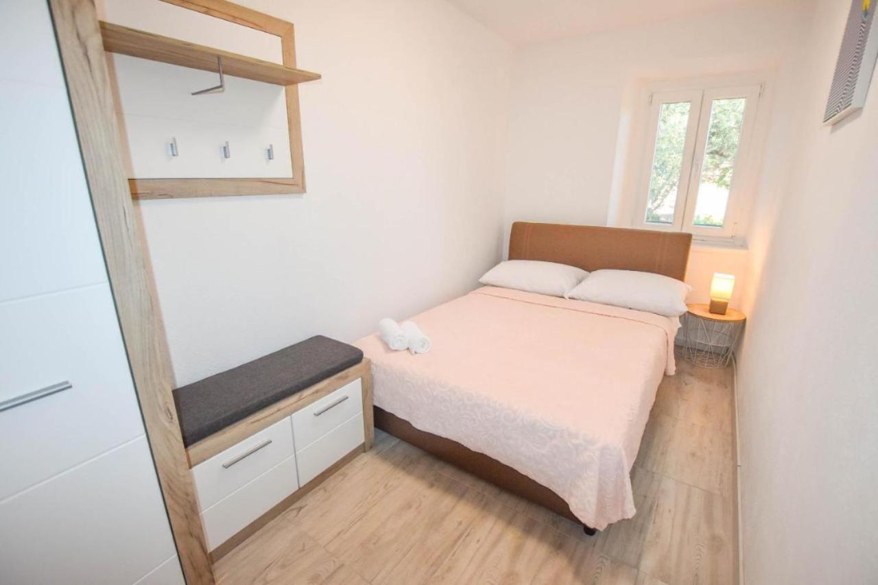 Suite Apartment Toni Poljana  Luaran gambar